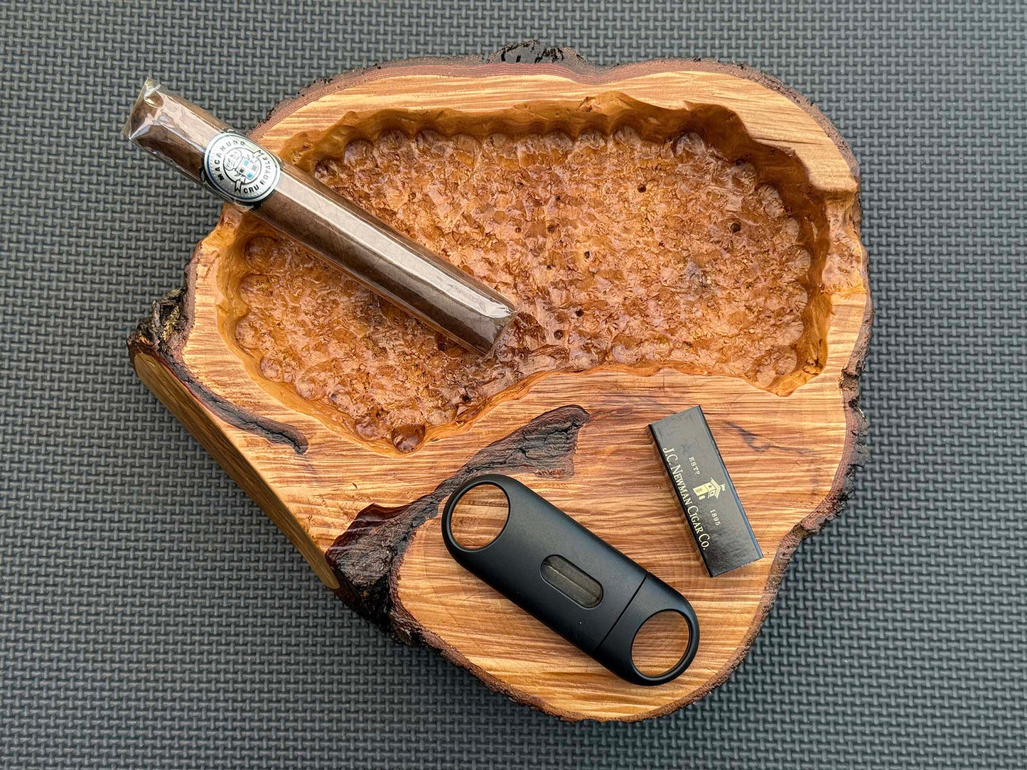 CAT Tray